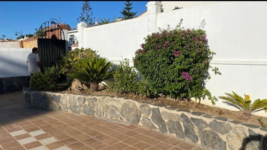 Apartment Fantastico Con Piscina Comunitaria Junto Al Mar En *