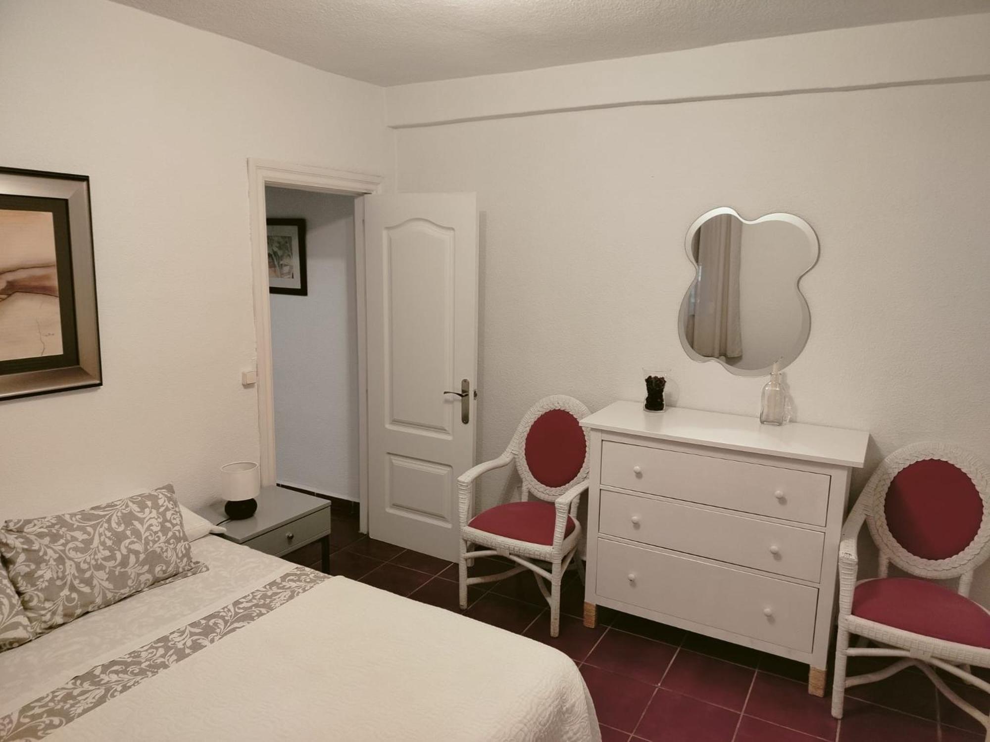 Fantastico Con Piscina Comunitaria Junto Al Mar En Apartment Málaga